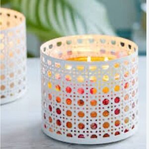 Partylite White Pierced Jar Holder